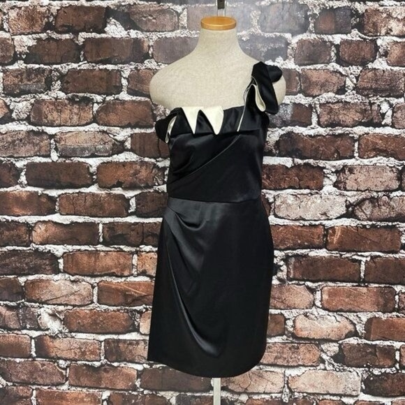 Max & Cleo Black Dress with Geometric Neckline - Picture 5 of 9